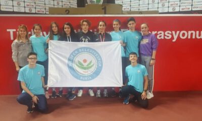 Nilüferli Atletler Zirvede