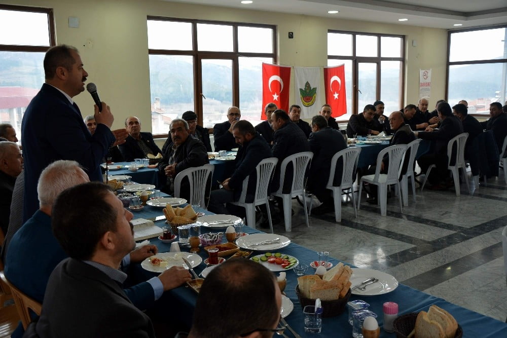 Başkan Mahalle Muhtarlarıyla Buluştu