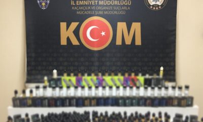 Bursada Şüpheli Araçtan Yüzlerce Kaçak Ürün Ele Geçirildi