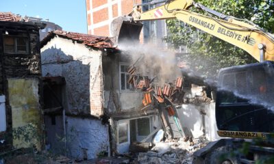 Osmangazi Belediyesi 100 metruk bina yıktı