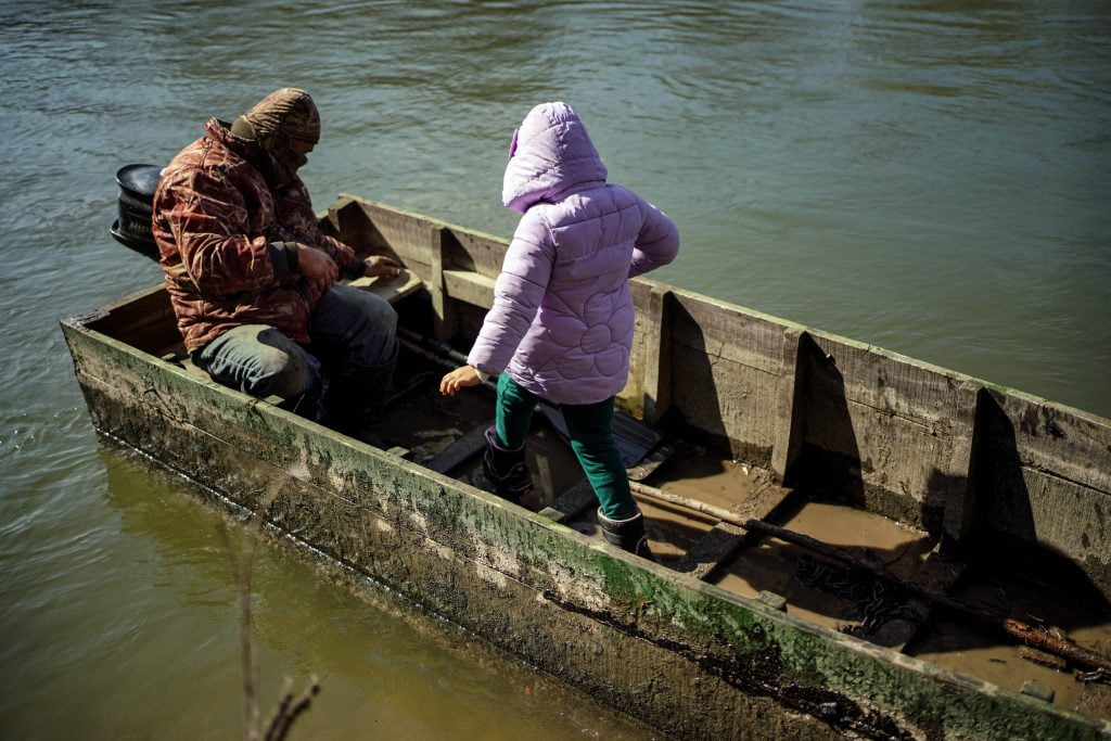Mülteciler Meriç nehrini böyle geçiyor