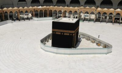 Mescid-i Haram ve Mescid-i Nebevi de kapatıldı