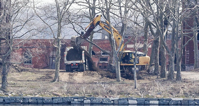 ABD’de Covid-19’dan ölenler için “toplu mezar adası”