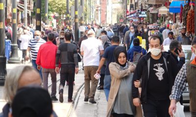 Kısıtlamaya saatler kala pazarlar doldu, taştı!