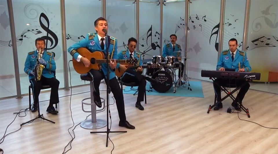 Evde konser zamanı “Evde Kal Müziksiz Kalma”