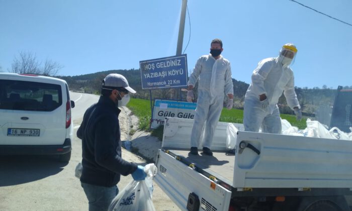 Karantinadaki mahalleye Büyükşehir desteği