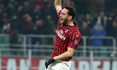 Hakan Çalhanoğlu sözleşmesini uzatıyor
