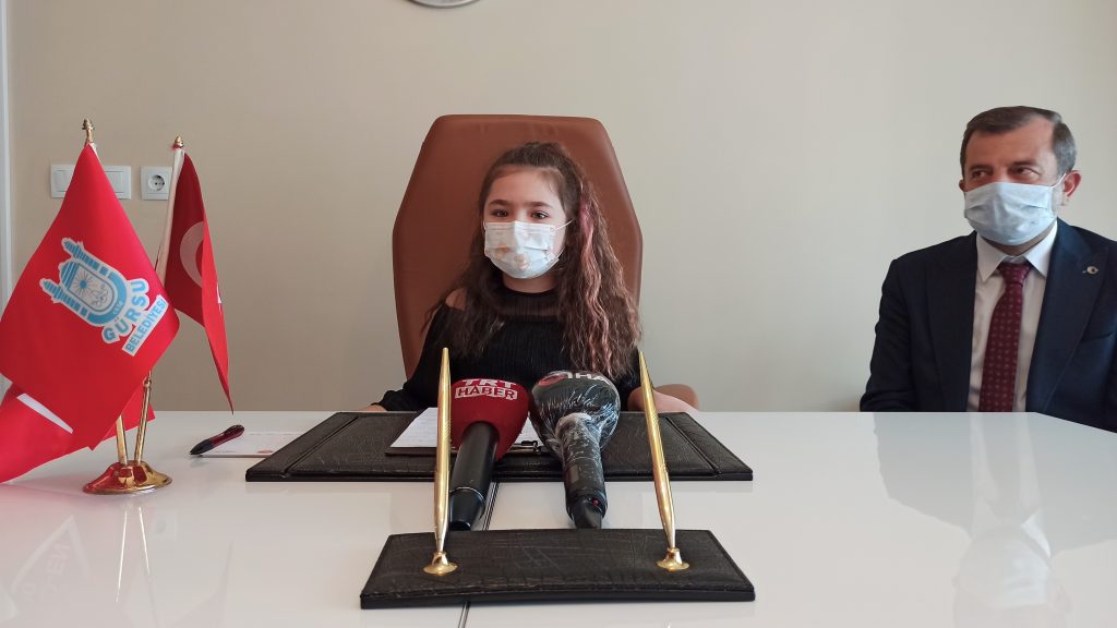 Makam koltuğu 8 yaşındaki İrem’in ayağına gitti