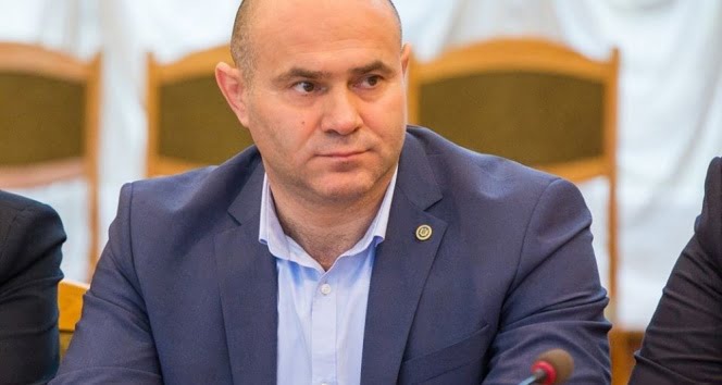 O ülkenin İçişleri Bakanı korona virüse yakalandı