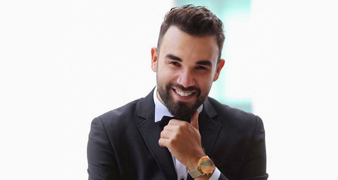 Emre Kara Instagram’da ünlü konuklarla canlı yayınlara devam ediyor