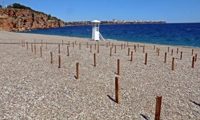 Sahillerde sosyal mesafeli yeni dönem