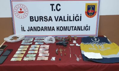 112 Acil servis yelekli tarihi eser kaçakçısı korona virüslü çıktı
