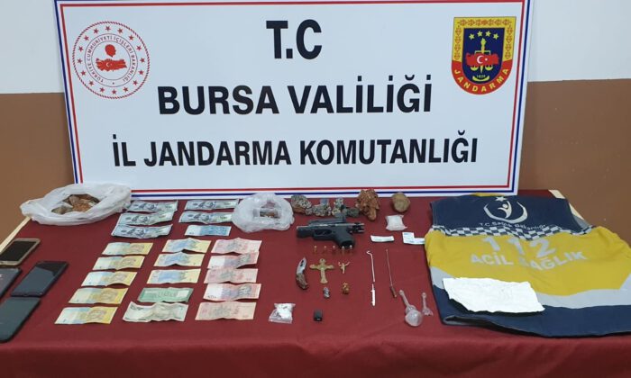 112 Acil servis yelekli tarihi eser kaçakçısı korona virüslü çıktı