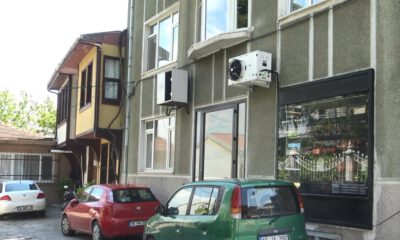 Bursa’da 5 katlı apartmanın altında… Görenleri hayrete düşürüyor…