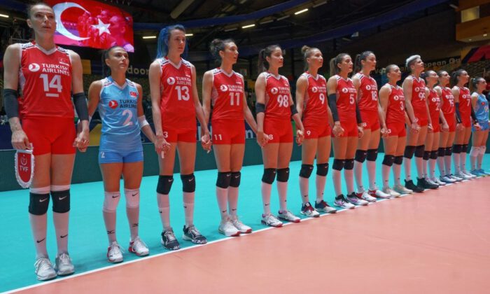 Voleybol federasyonu açıkladı… O lig resmen iptal edildi!