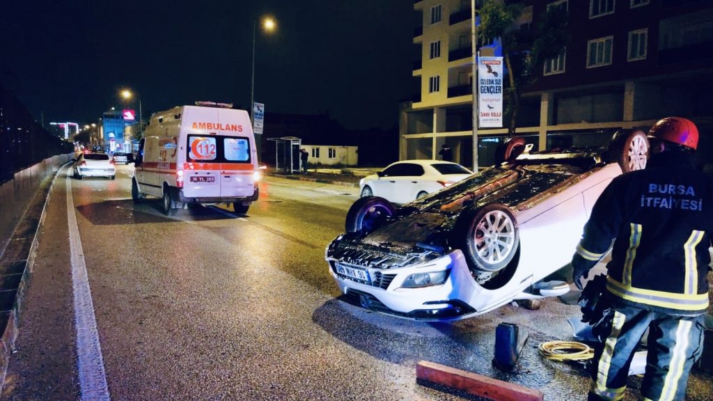 Bursa’da takla atan otomobilden böyle kurtuldu