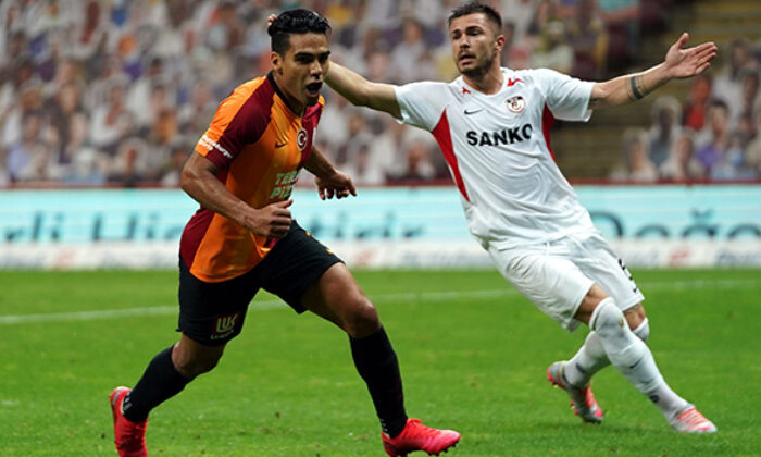 Galatasaray’da Falcao şoku!