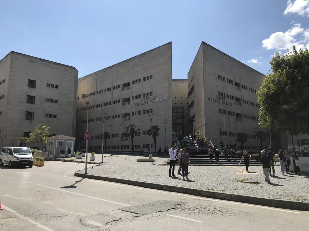 Bursa Adliyesi’nde korona virüs alarmı… Karantinaya alındı