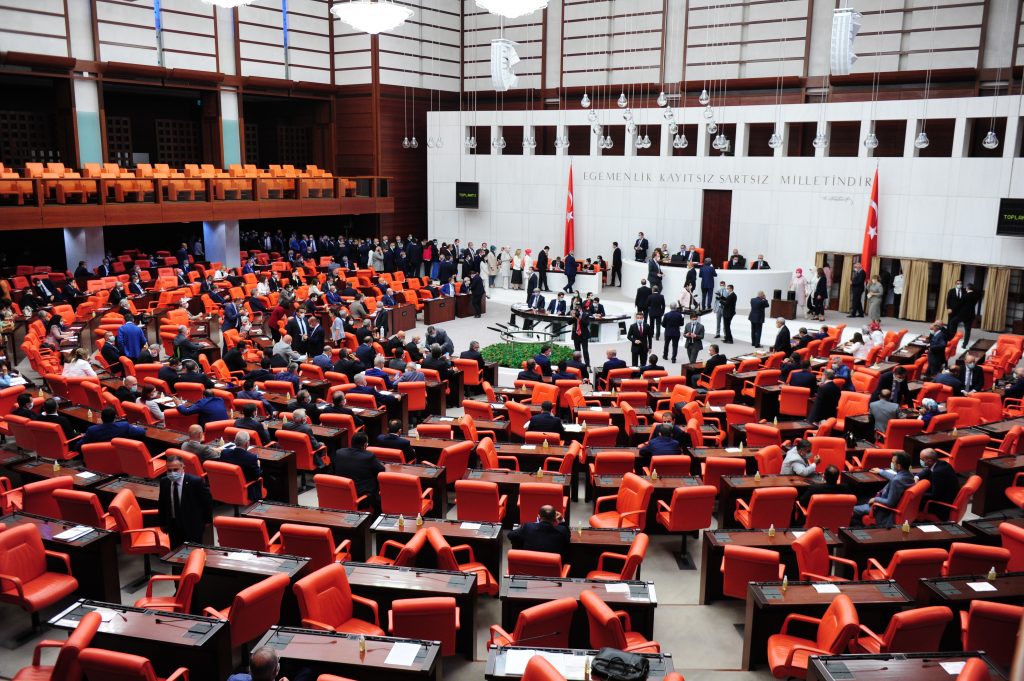 TBMM’de başkanlık yarışı başladı