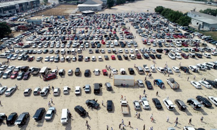 İkinci el oto pazarında müşteri çok ama…
