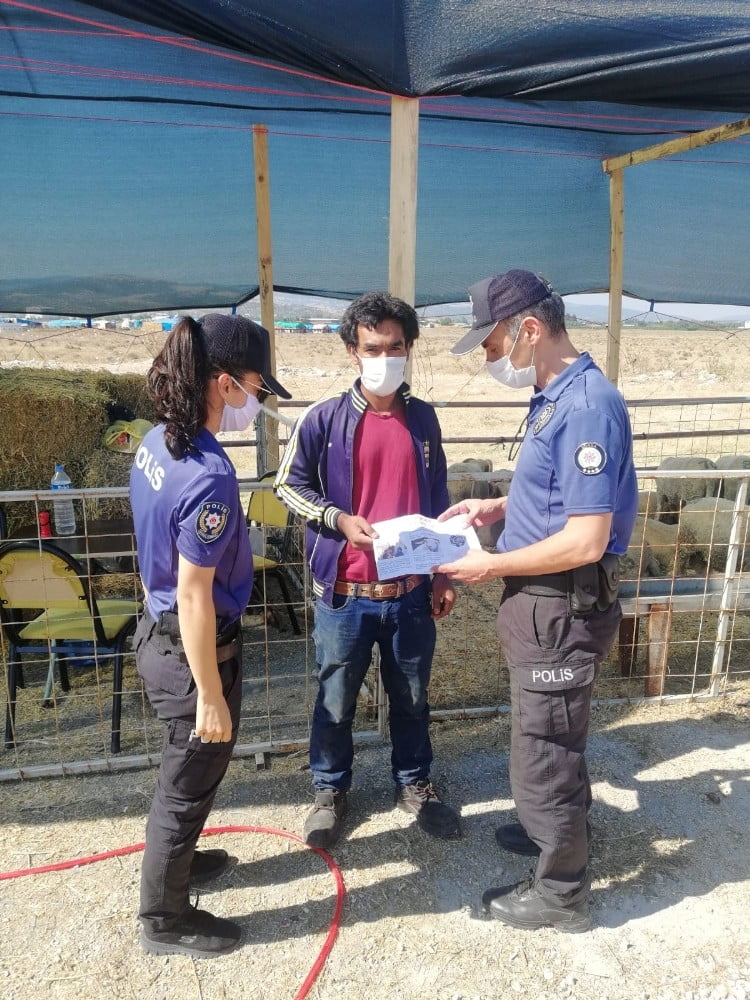 Polisten kurban satıcılarını uyardı