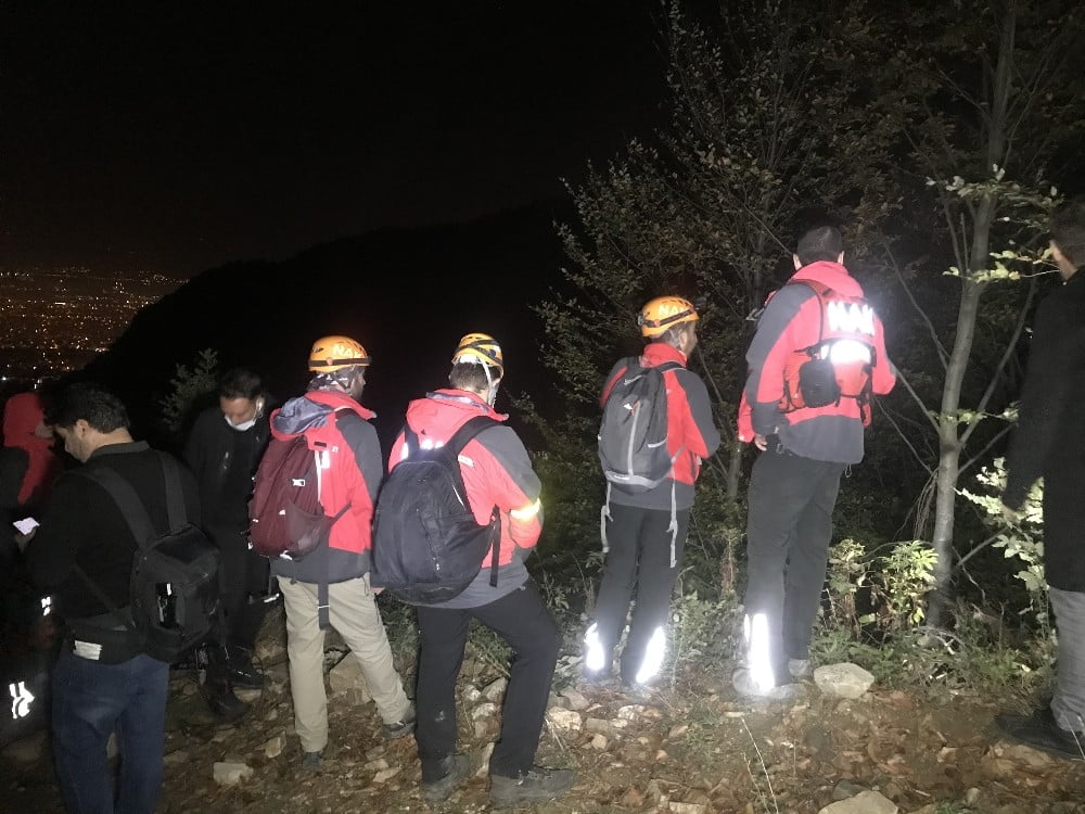 Dağda kaybolan 4 kişi 6 saat sonra bulundu