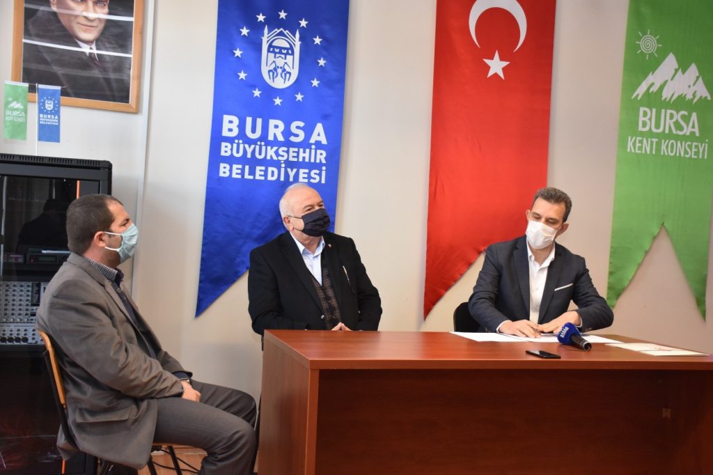 Laf söylemeye hakları yok