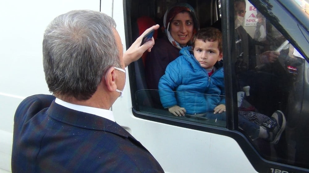 Bursa’da maske denetimi yapıldı…Yine bildik manzaralar yaşandı