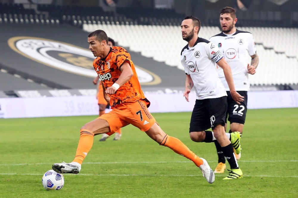 Cristiano Ronaldo sonradan girdi, Juventus’u kurtardı