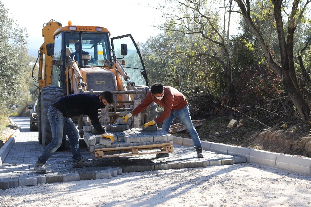 Mudanya Belediyesi üst yapı çalışmalarına ağırlık verdi