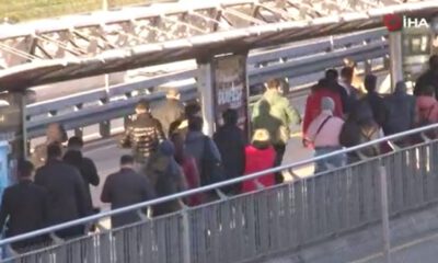 İstanbul’da metrobüs manzarası yine değişmedi