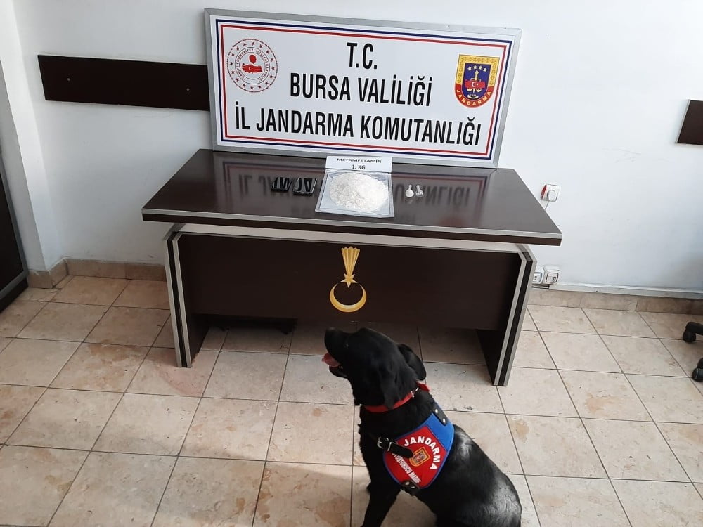 Zehir tacirleri ’Takip’e takıldı