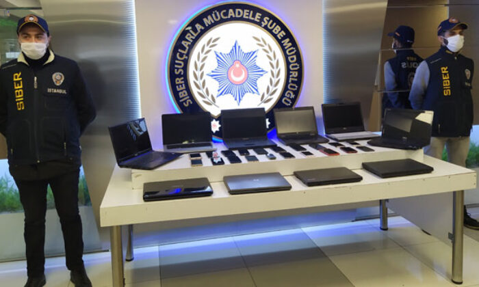 ‘Bankadan arıyoruz’ diyerek 2 milyonluk vurgun yaptılar