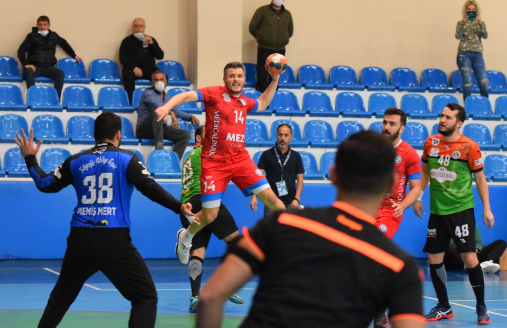 Nilüfer liderliğini sürdürüyor