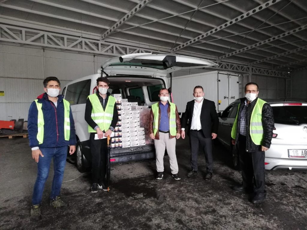 1 YILDA 100 BİN KİŞİLİK ÇORBA VE SICAK YEMEK DAĞITILDI