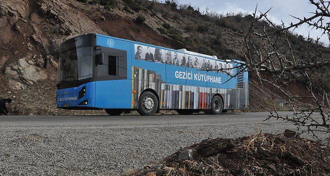 Gezici kütüphane çocuklar için yollarda