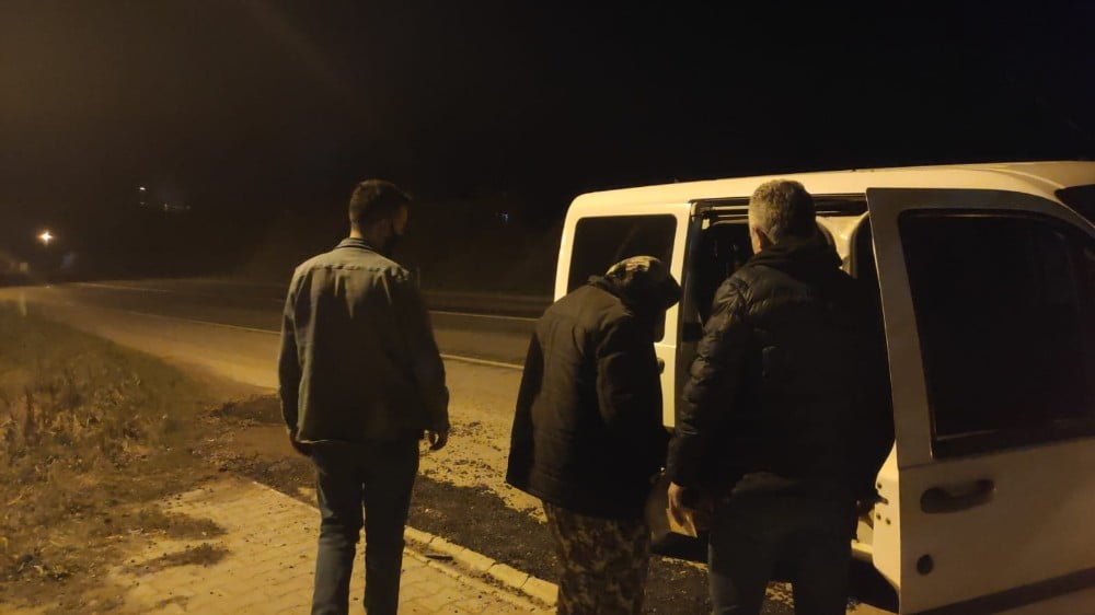 70 yaşındaki evsiz kadına polis ve belediye sahip çıktı