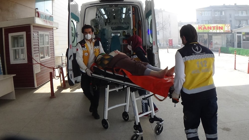 Balkona Hava Almaya Çıktı Kendi̇si̇ni̇ Yerde Buldu