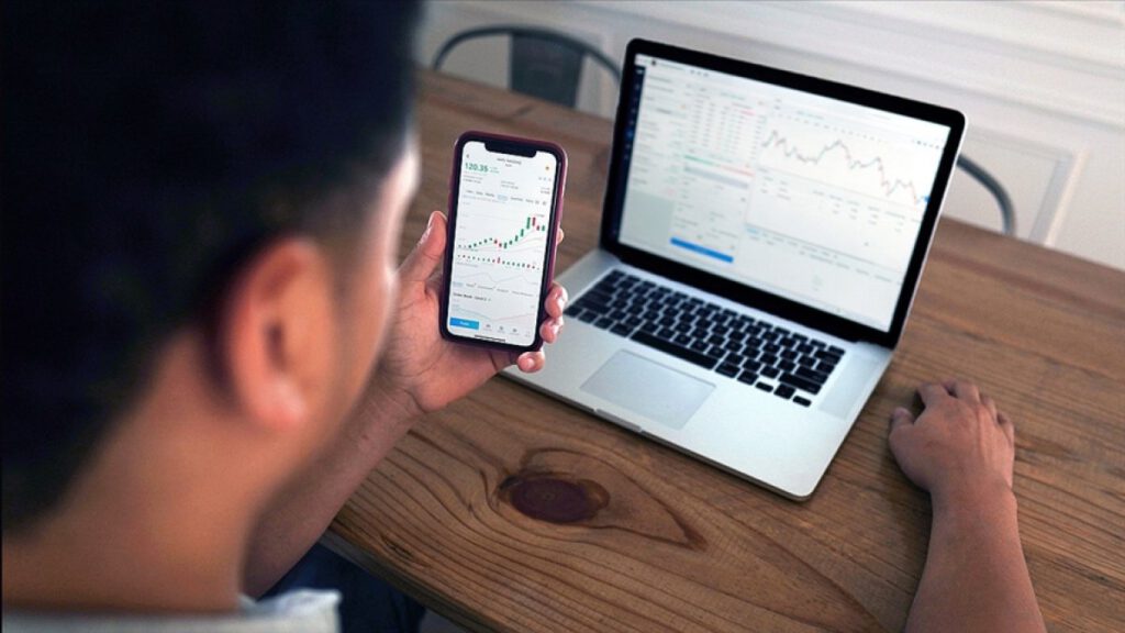 Bilgisayar başında şirket kurabilecek