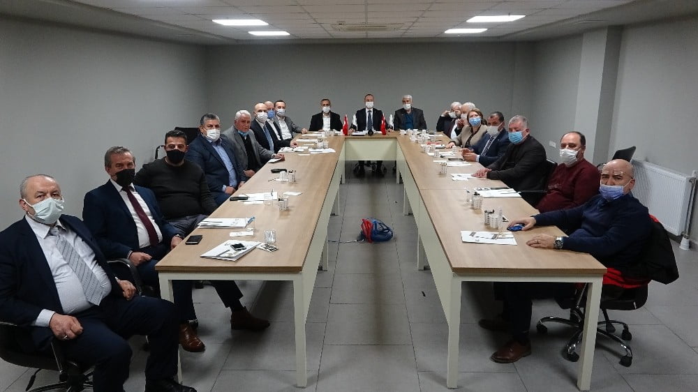 “Türkiye’de kurulacak sandık sayıları artırılmalı”