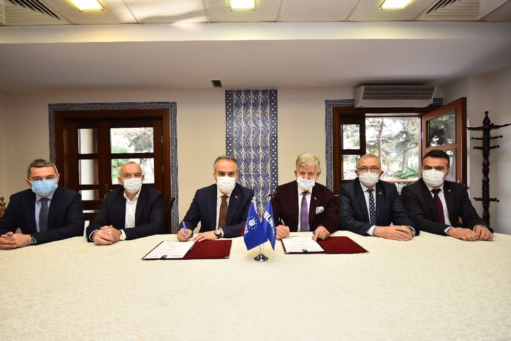 Burfaşta Toplu Sözleşme Sevi̇nci̇