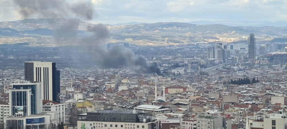 Bursada Büyük Yangın…dumanlar Gökyüzünü Kapladı