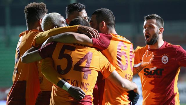 Galatasaray, liderliğini sürdürdü
