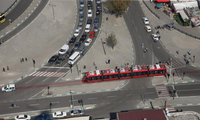 Kent Meydanı’nda trafik düzenlemesi