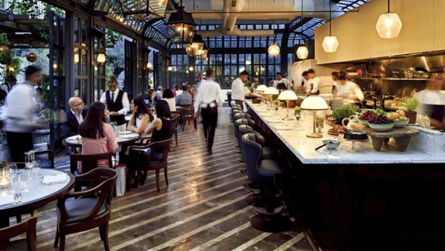 Kafe ve lokantalar açılıyor mu?