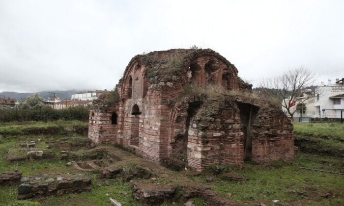 Aziz Aberkios adına yapılan kilise turizme açılmayı bekliyor