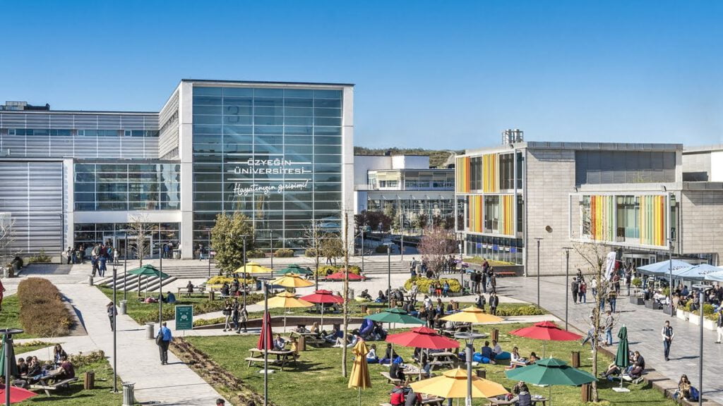 Özyeğin Üniversitesi Öğretim Üyesi alıyor