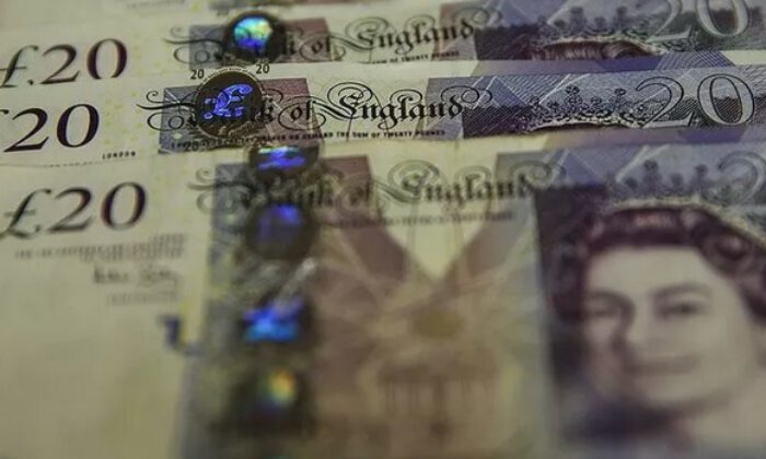 Sterlin, son 3 yılın en yüksek seviyesinde