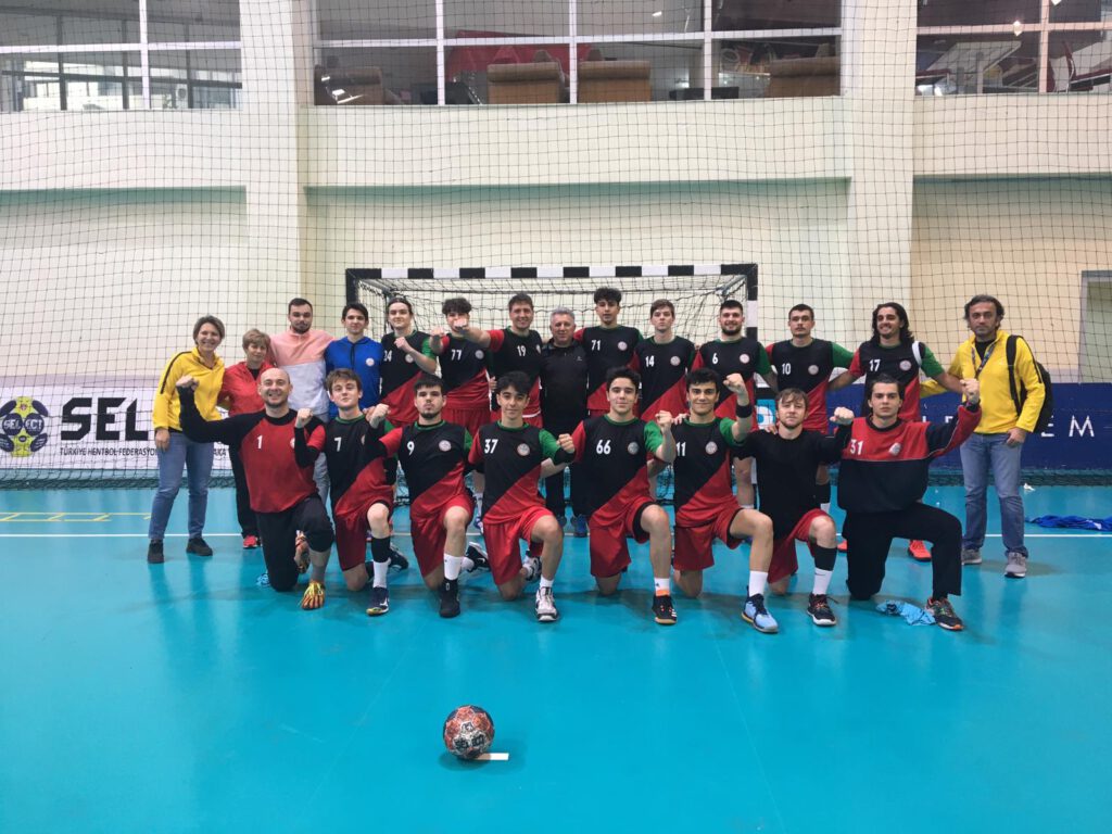 Bursagücü antrenörü Osman Güner grup maçlarını değerlendirdi