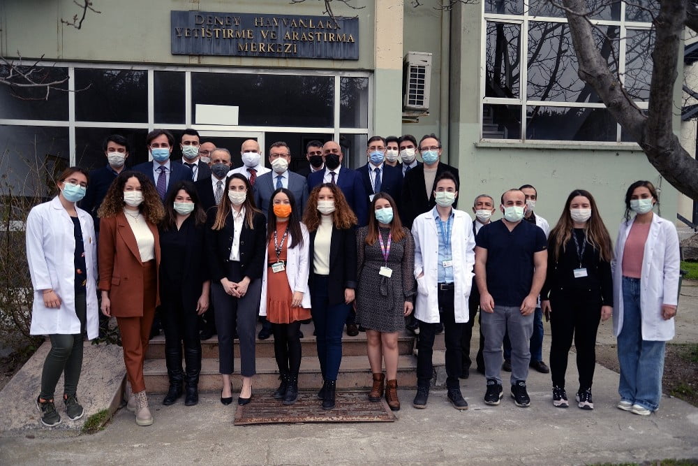 20 YILLIK LABORATUVARLAR YENİLENDİ